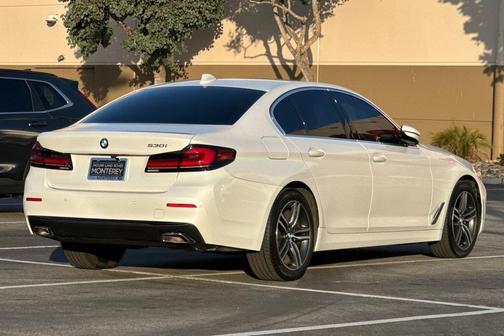 2021 BMW 530 530i