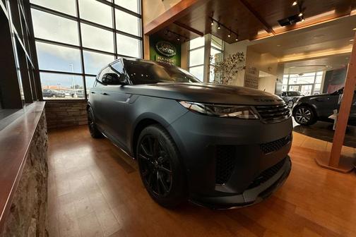 2025 Land Rover Range Rover Sport P635 SV Edition Two