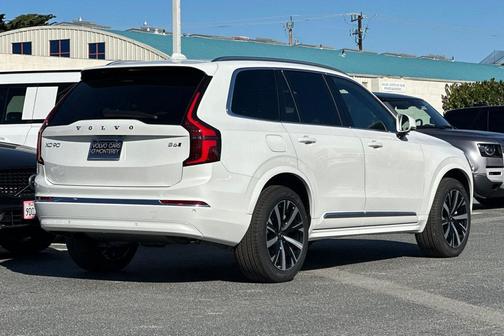 2026 Volvo XC90 B6 Core