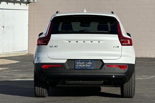 2026 Volvo XC40 B5 Plus