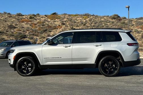 2022 Jeep Grand Cherokee L Altitude