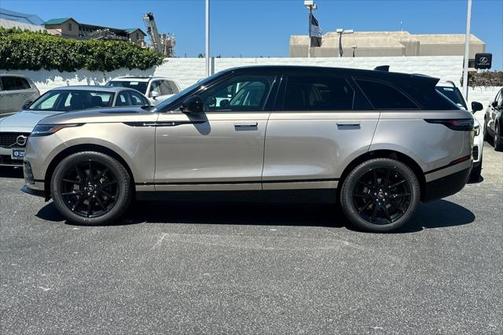 2026 Land Rover Range Rover Velar P250 SE R-Dynamic