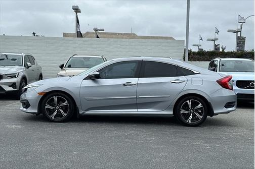 2017 Honda Civic Touring