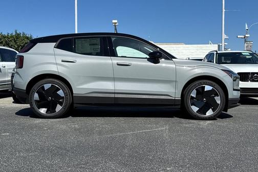 2025 Volvo EX30 Twin Motor Plus