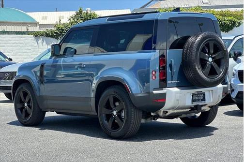 2025 Land Rover Defender 90 P300 S