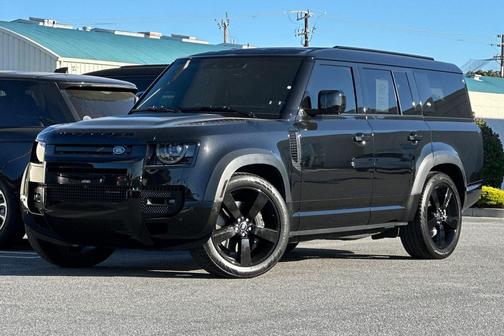 2023 Land Rover Defender 130 X-Dynamic SE