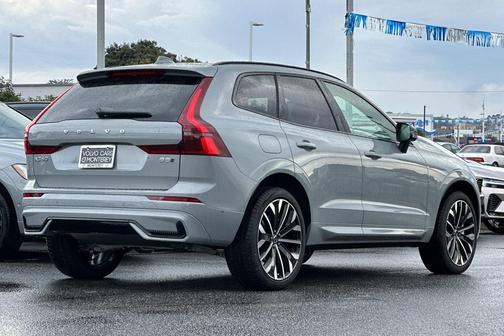 2026 Volvo XC60 B5 Ultra
