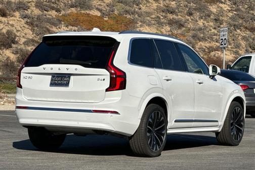 2026 Volvo XC90 B6 Plus 7-Seater