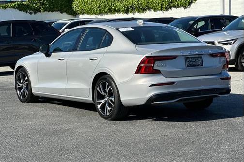 2025 Volvo S60 B5 Core