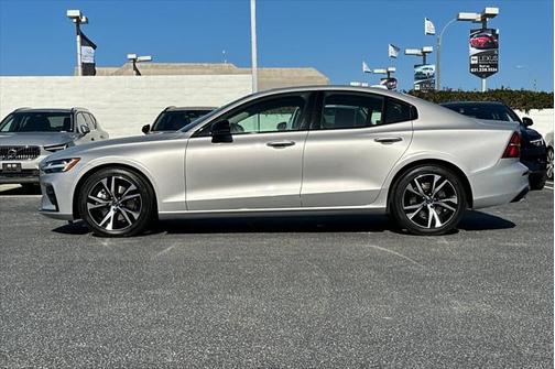 2025 Volvo S60 B5 Core