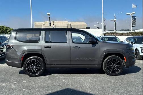 2022 Jeep Grand Wagoneer Series II Obsidian 4x4