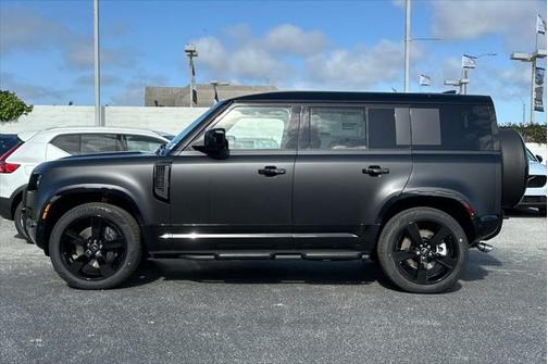 2025 Land Rover Defender 110 P500 X-Dynamic SE