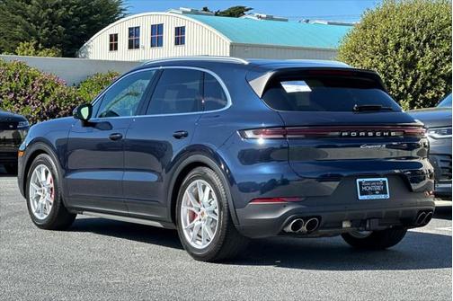 2024 Porsche Cayenne S