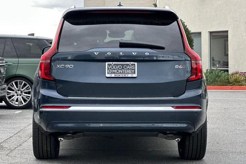2026 Volvo XC90 B6 Plus 7-Seater