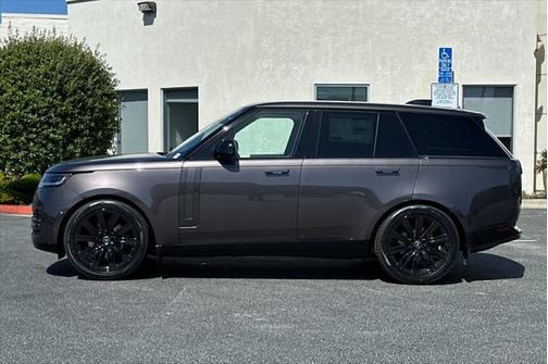 2025 Land Rover Range Rover P400 SE