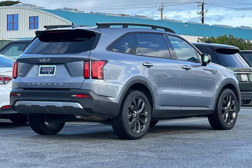 2022 Kia Sorento SX