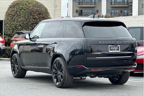 2025 Land Rover Range Rover P530 SE 7 Seat