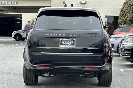 2025 Land Rover Range Rover P530 SE 7 Seat