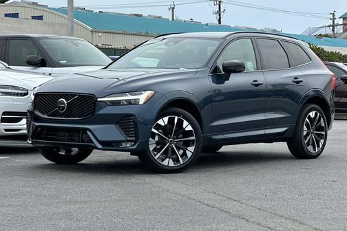 2026 Volvo XC60 B5 Plus