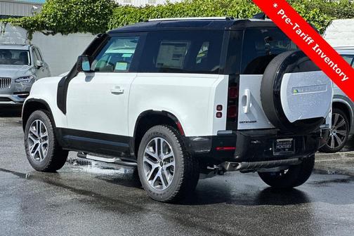 2024 Land Rover Defender 90 P400 X-Dynamic SE