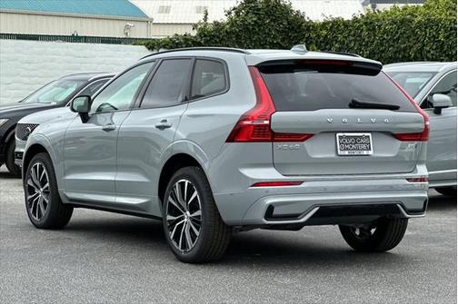 2025 Volvo XC60 B5 Plus