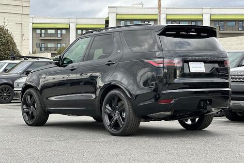 2026 Land Rover Discovery Dynamic SE