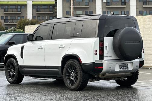 2022 Land Rover Defender 110 S