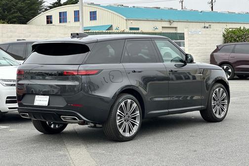2025 Land Rover Range Rover Sport SE