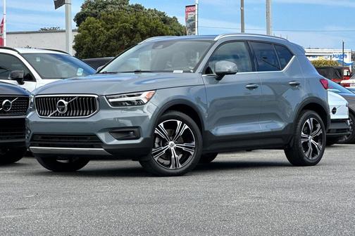 2022 Volvo XC40 T5 Inscription