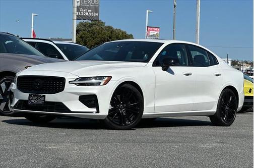 2024 Volvo S60 B5 Plus Black Edition