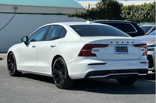 2024 Volvo S60 B5 Plus Black Edition