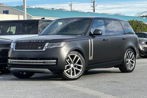 2025 Land Rover Range Rover P400 SE 7 Seat