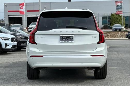 2025 Volvo XC90 Plug-In Hybrid T8 Plus 7-Seater