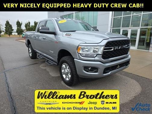 2022 RAM 2500 Big Horn Crew Cab 4x4 64' Box