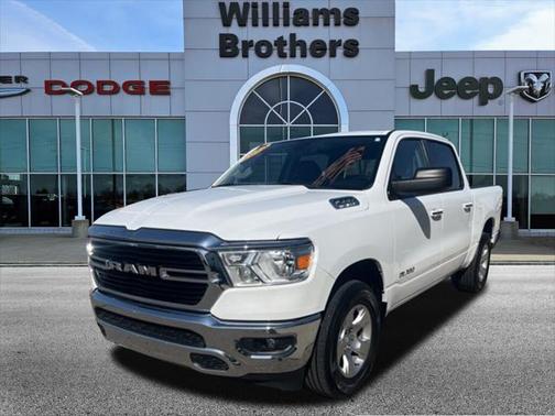 2020 RAM 1500 Big Horn Crew Cab 4x4 57' Box