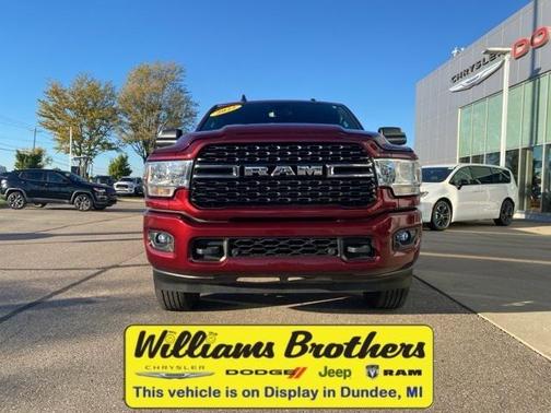 2022 RAM 2500 Big Horn Crew Cab 4x4 64' Box