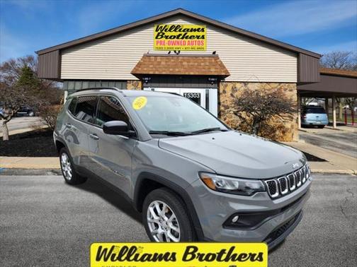 2023 Jeep Compass Latitude Lux FWD