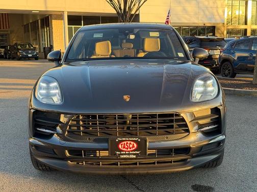 2021 Porsche Macan Base