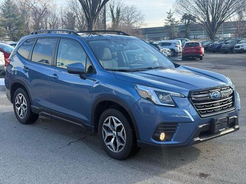 2023 Subaru Forester Premium