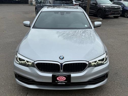 2019 BMW 530 i xDrive