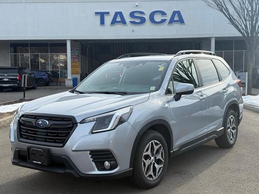 2022 Subaru Forester Premium