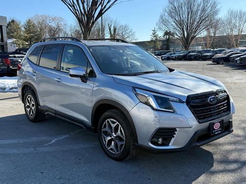 2024 Subaru Forester Premium