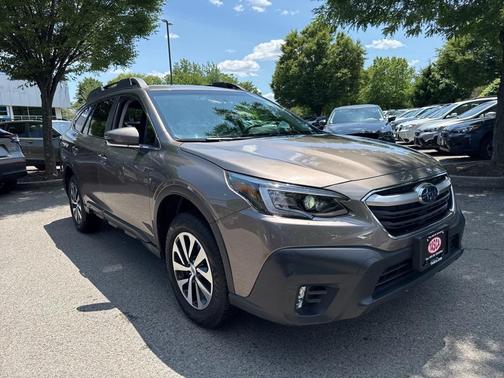 2022 Subaru Outback Premium