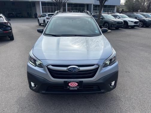2022 Subaru Outback 2.5i