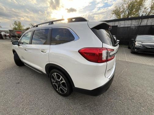 2023 Subaru Ascent Touring 7-Passenger