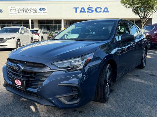 2023 Subaru Legacy 