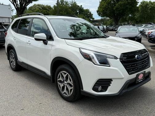 2023 Subaru Forester Premium