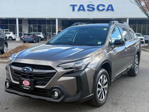 2023 Subaru Outback Premium