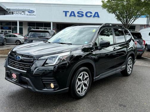 2022 Subaru Forester Premium