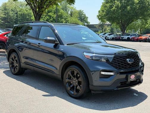 Stone Blue Metallic 2023 Ford Explorer ST-Line